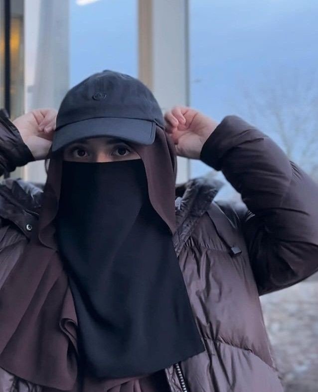 hijab-dp-black-and-white hijab-dp-black-and-white
