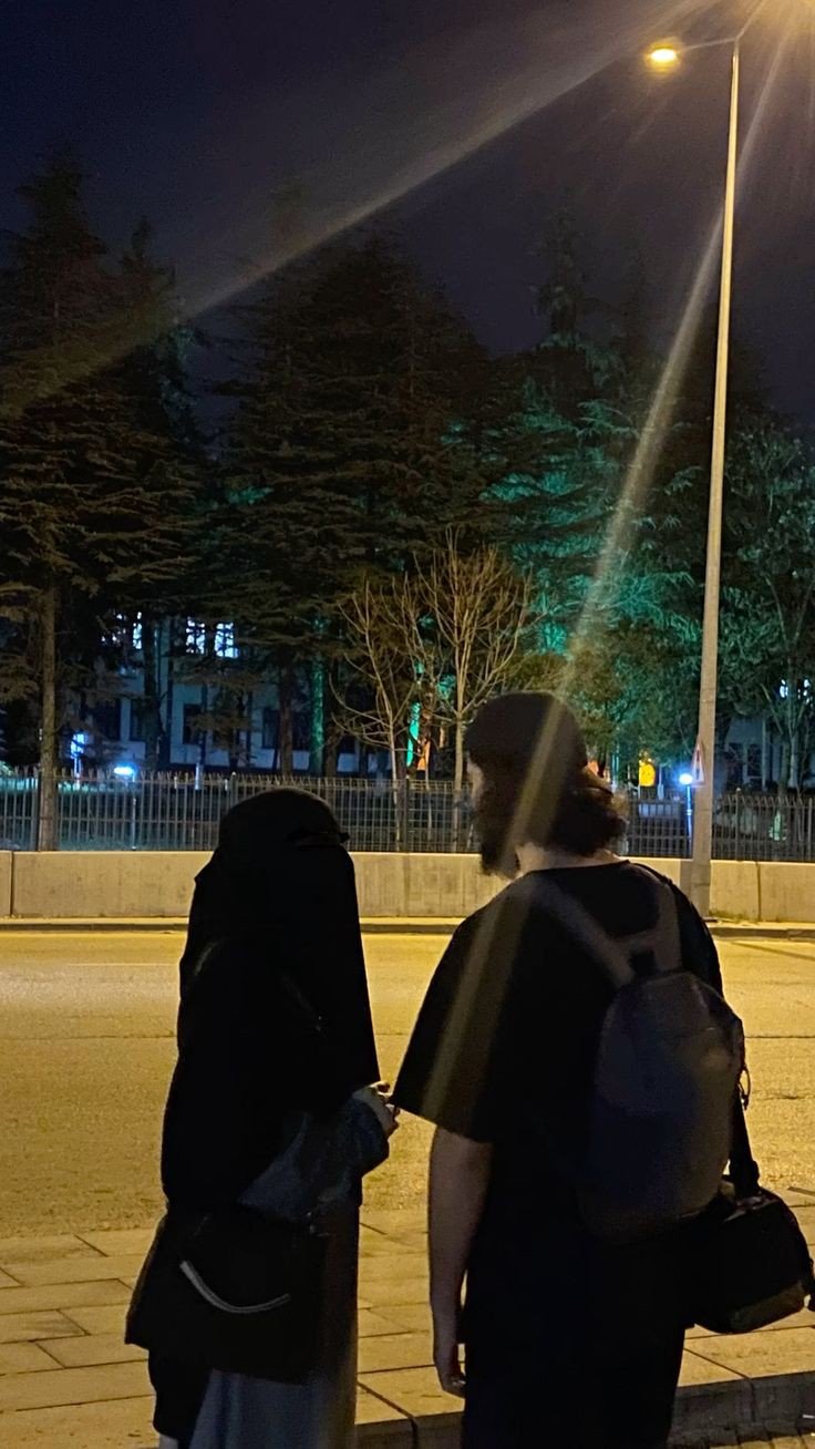 hijab-girl-dp hijab-girl-dp