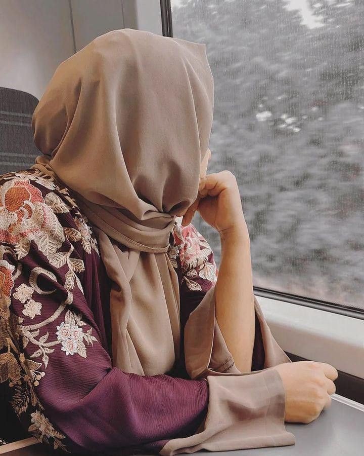 hijab-girl-dp-black hijab-girl-dp-black