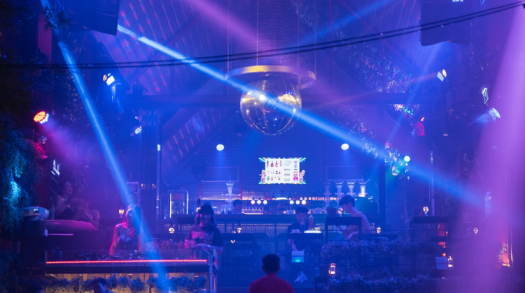 Italian Nightclubs Learned Everything From Casino Floors